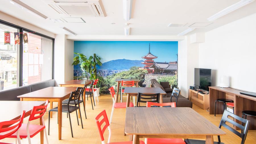 Genki-Japanese-and-Culture-School-School-Gallery-1-common-area